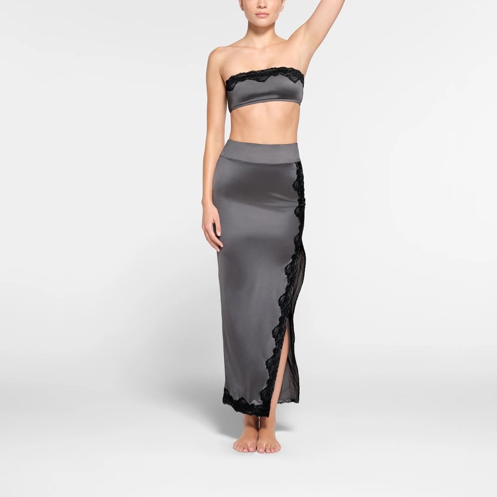 Lace Maxi Skirt nwt